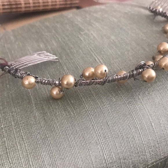 Vintage tiara - Picture 2 of 3